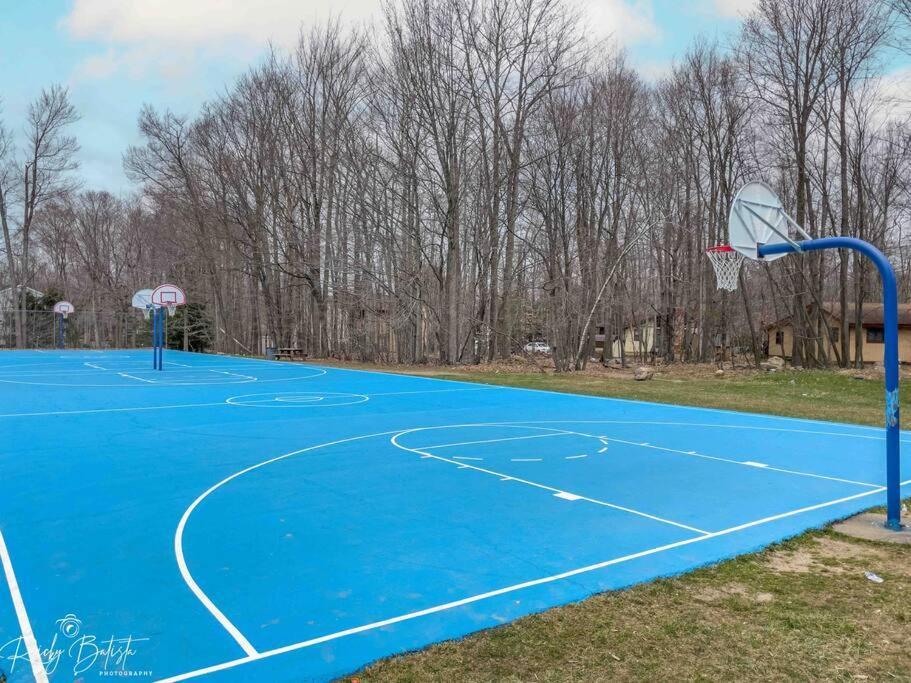 Cozy, Spacious House *New*Inthecommunity+Fire Pit Tobyhanna Exterior photo